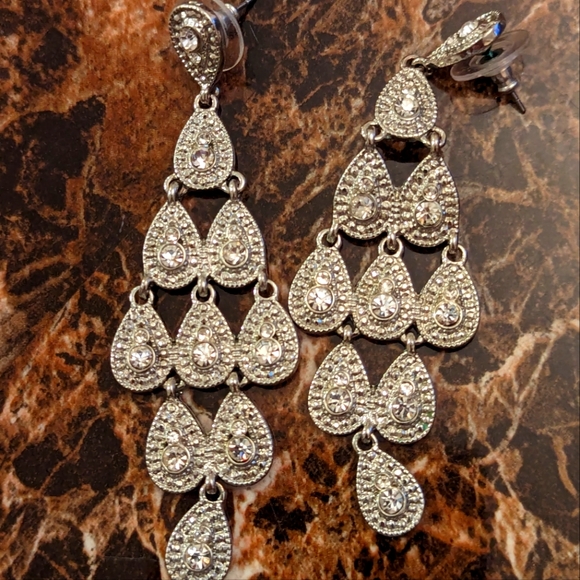Fashion Custom Jewelry Chandelier Earrings - Picture 3 of 5
